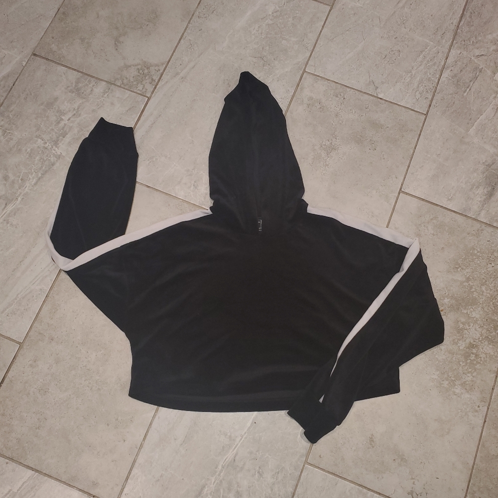 Forever 21 Crop Long Sleeve Hoodie Top